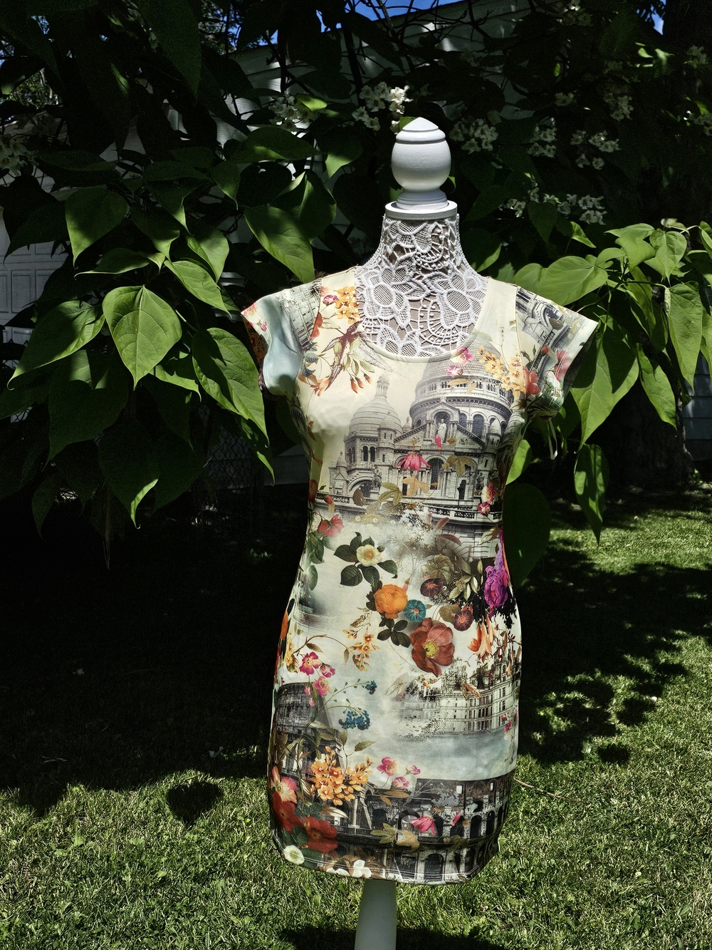 Unique Architecture Floral Dress: M/L